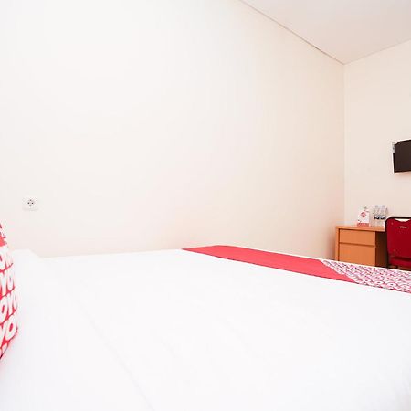 סוראבאיה Oyo 782 Menjangan Residence At Citraland 1 מראה חיצוני תמונה