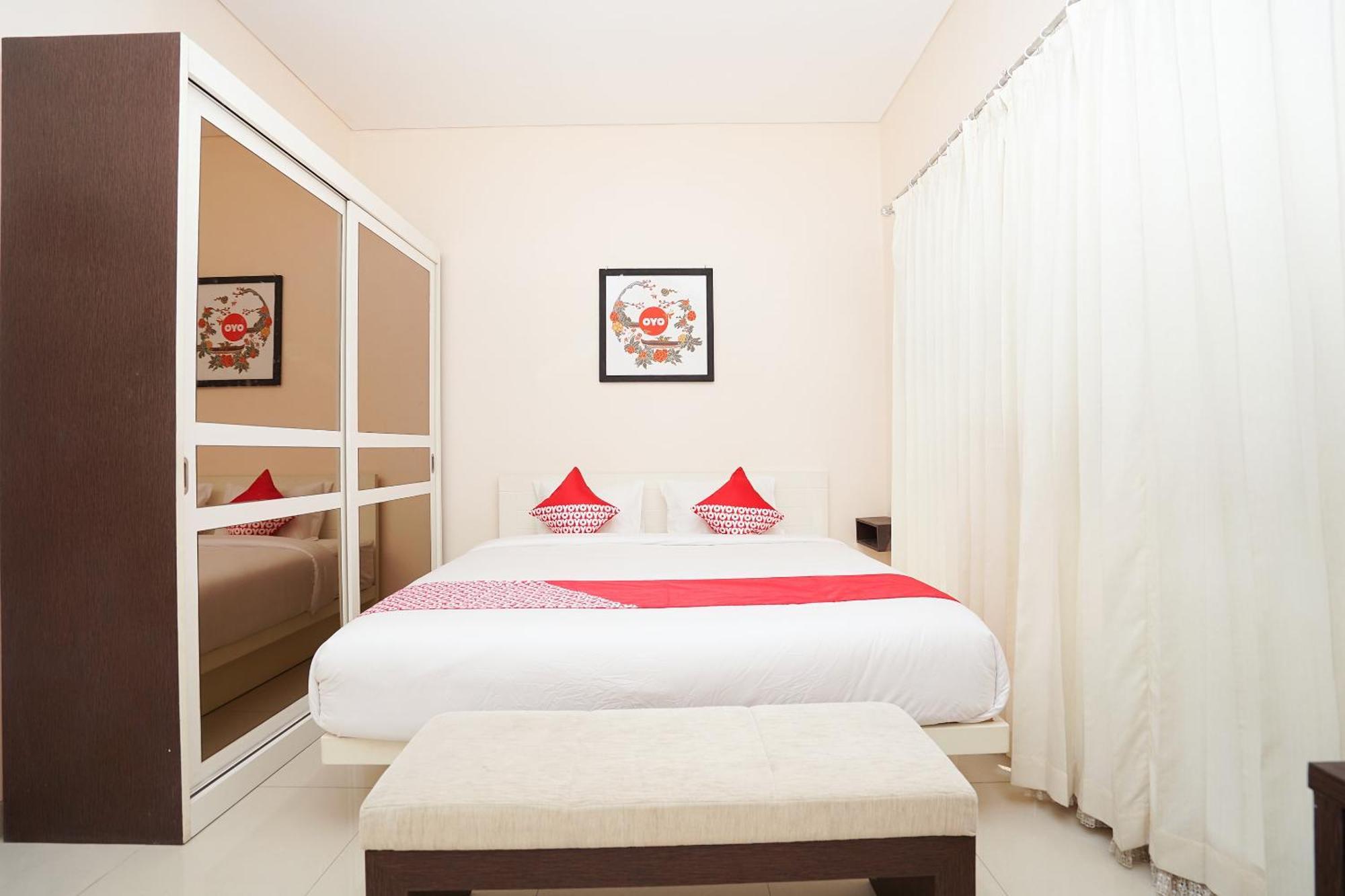 סוראבאיה Oyo 782 Menjangan Residence At Citraland 1 מראה חיצוני תמונה