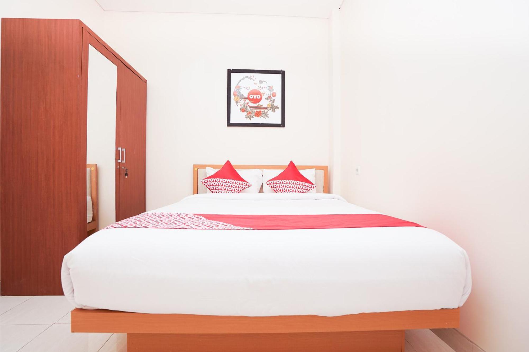 סוראבאיה Oyo 782 Menjangan Residence At Citraland 1 מראה חיצוני תמונה