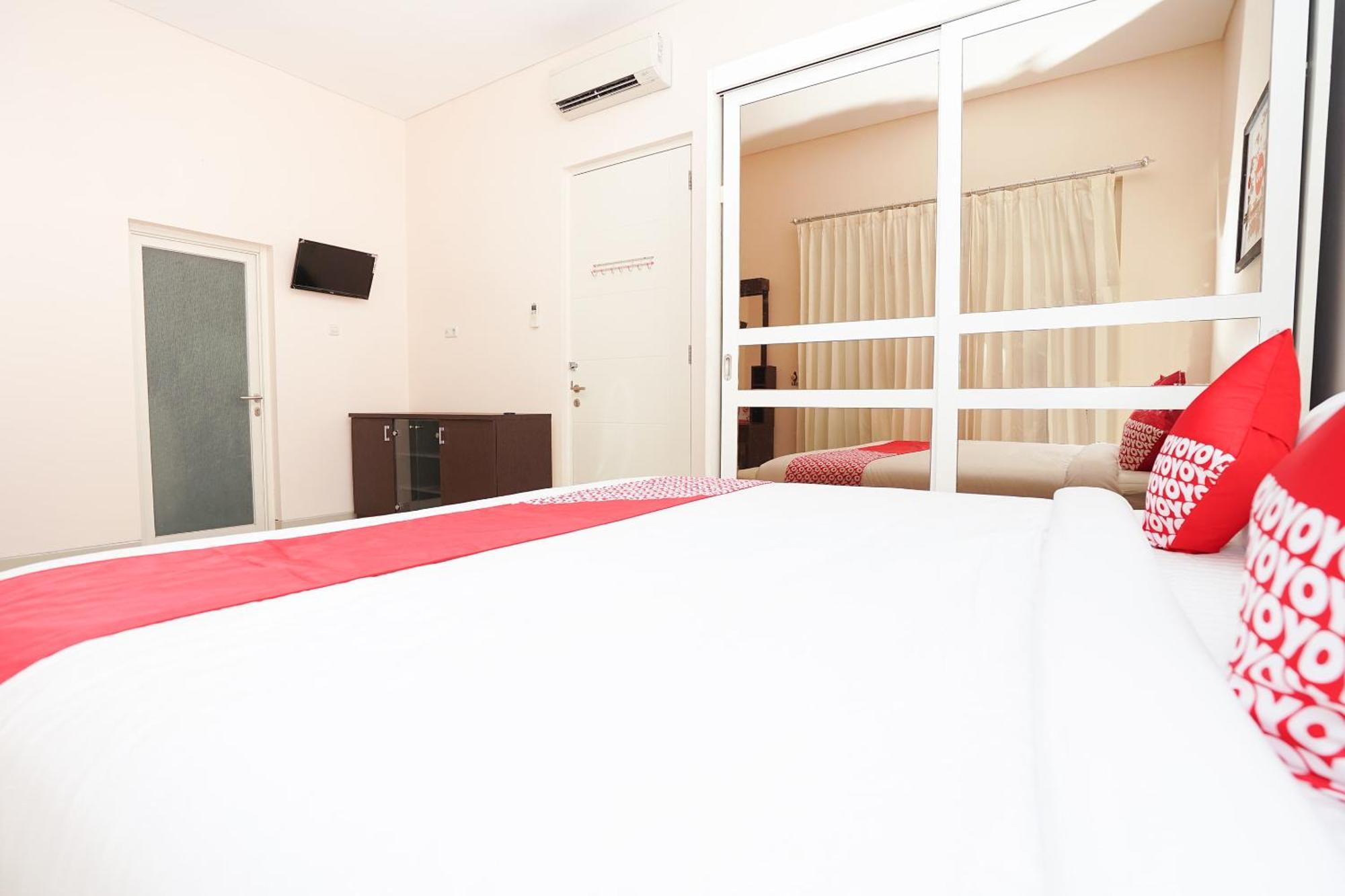 סוראבאיה Oyo 782 Menjangan Residence At Citraland 1 מראה חיצוני תמונה